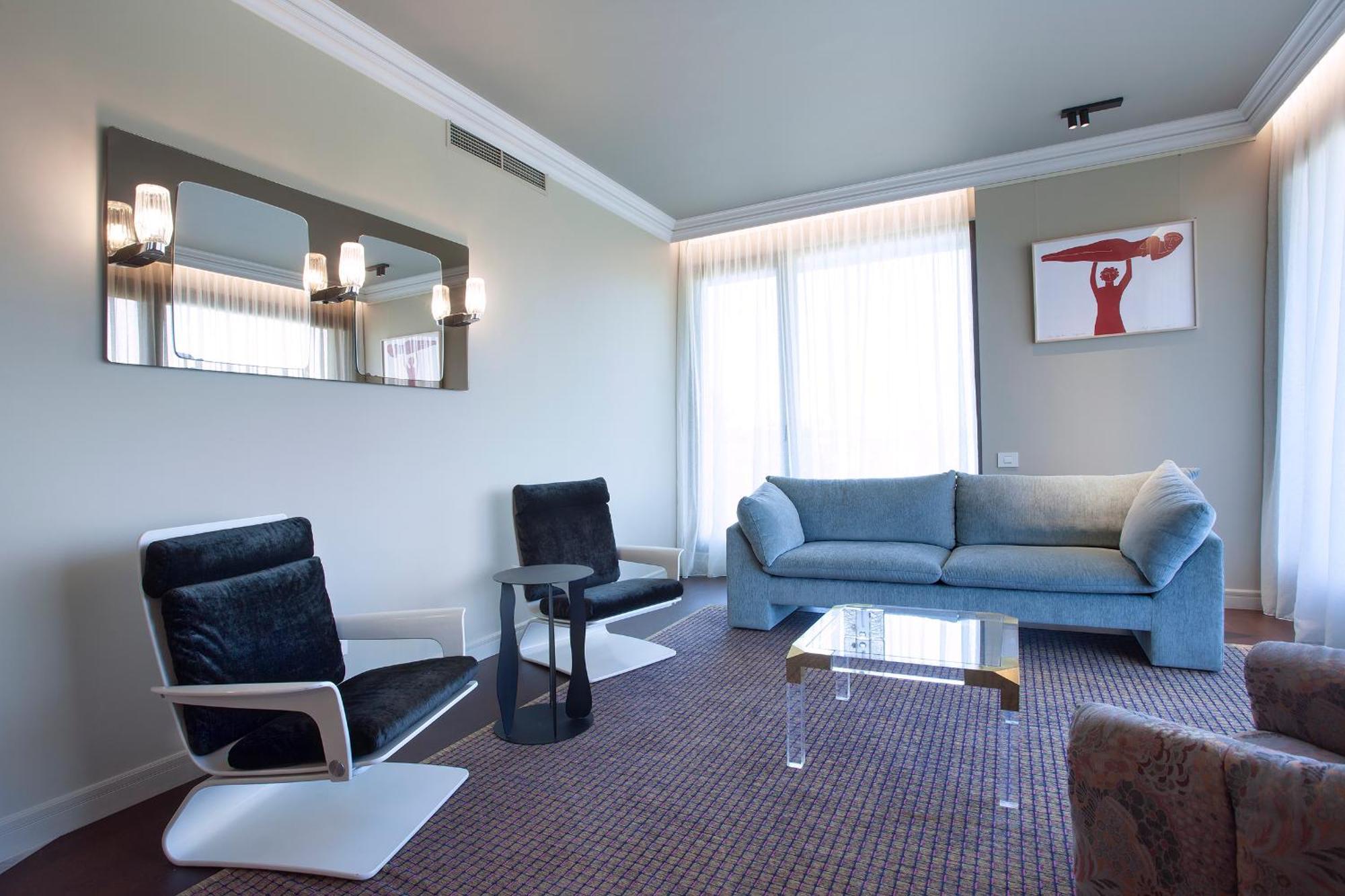 Room12 House Bukares Bagian luar foto