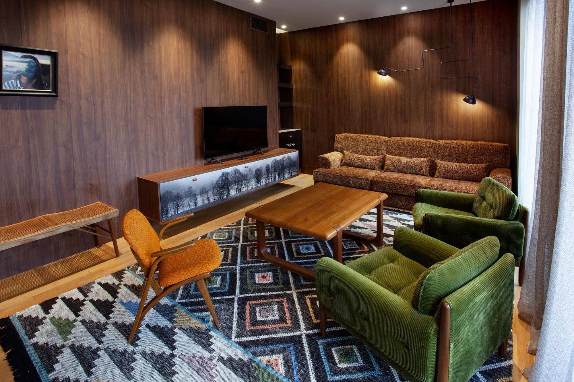 Room12 House Bukares Bagian luar foto