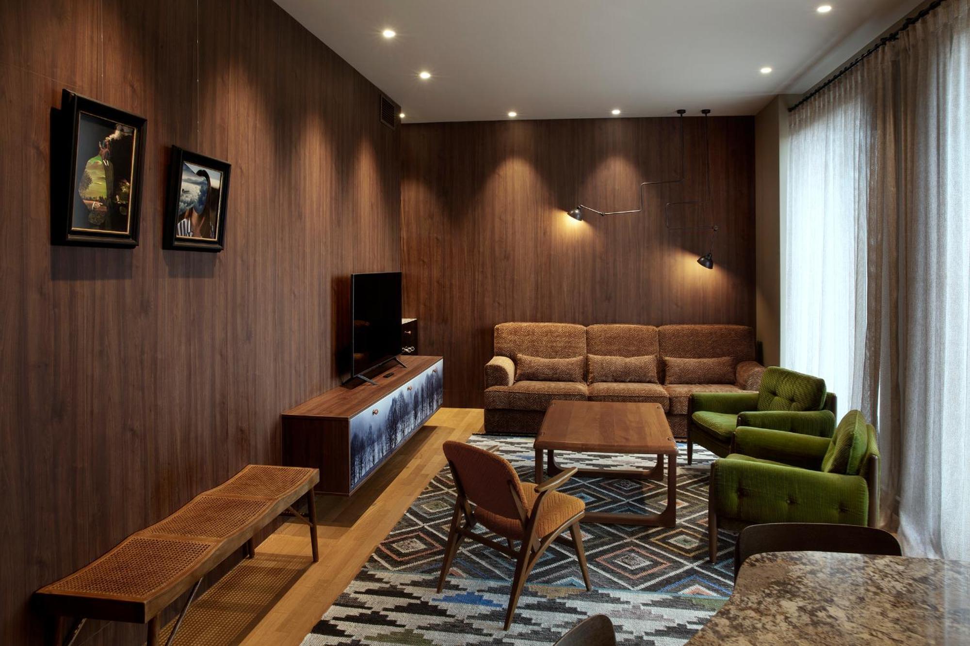 Room12 House Bukares Bagian luar foto